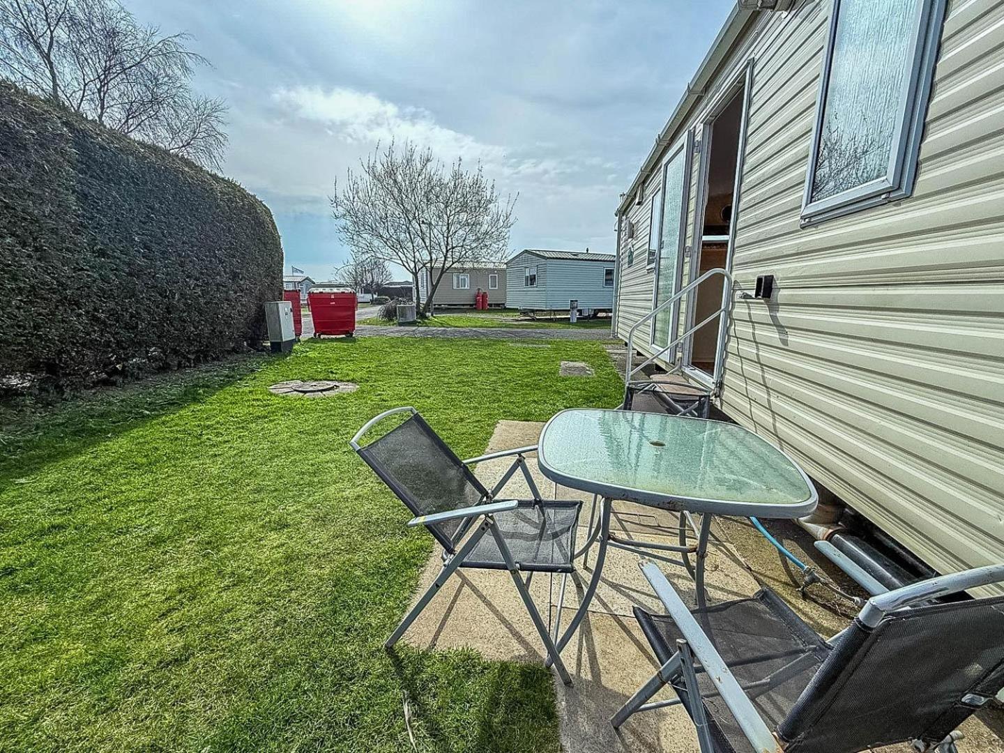 Spacious 8 Berth Caravan At Southview Holiday Park Near Skegness Ref 33018Ml מראה חיצוני תמונה